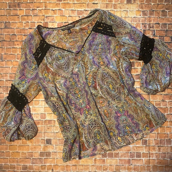 **5 for $20** Sheer Victoria’s Secret Top - Picture 1 of 5